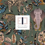 Pattern animali savana delle favole Eva Lo Coco green background giraffa leone zebra elefante iena foglie large scale